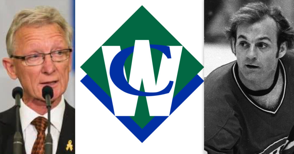 Sénateur Pierre-Hugues Boisvenu à coté du logo d'Enviro Connexions et Guy Lafleur