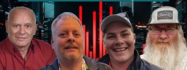 Jean-François Maltais, Claude Quirion, Benoit Therrien et Julien Allaire-Lefebvre qui participent à ce podcast sur la radio des camionneurs!